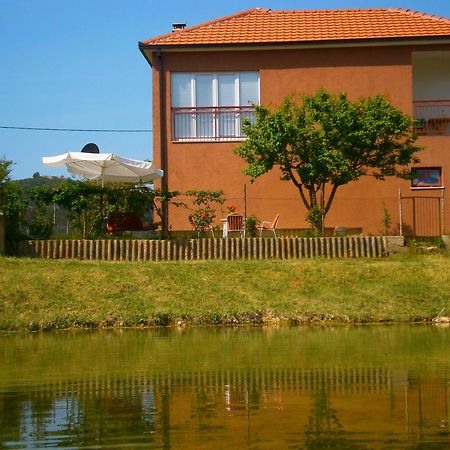 Apartman Boki Требинье Экстерьер фото