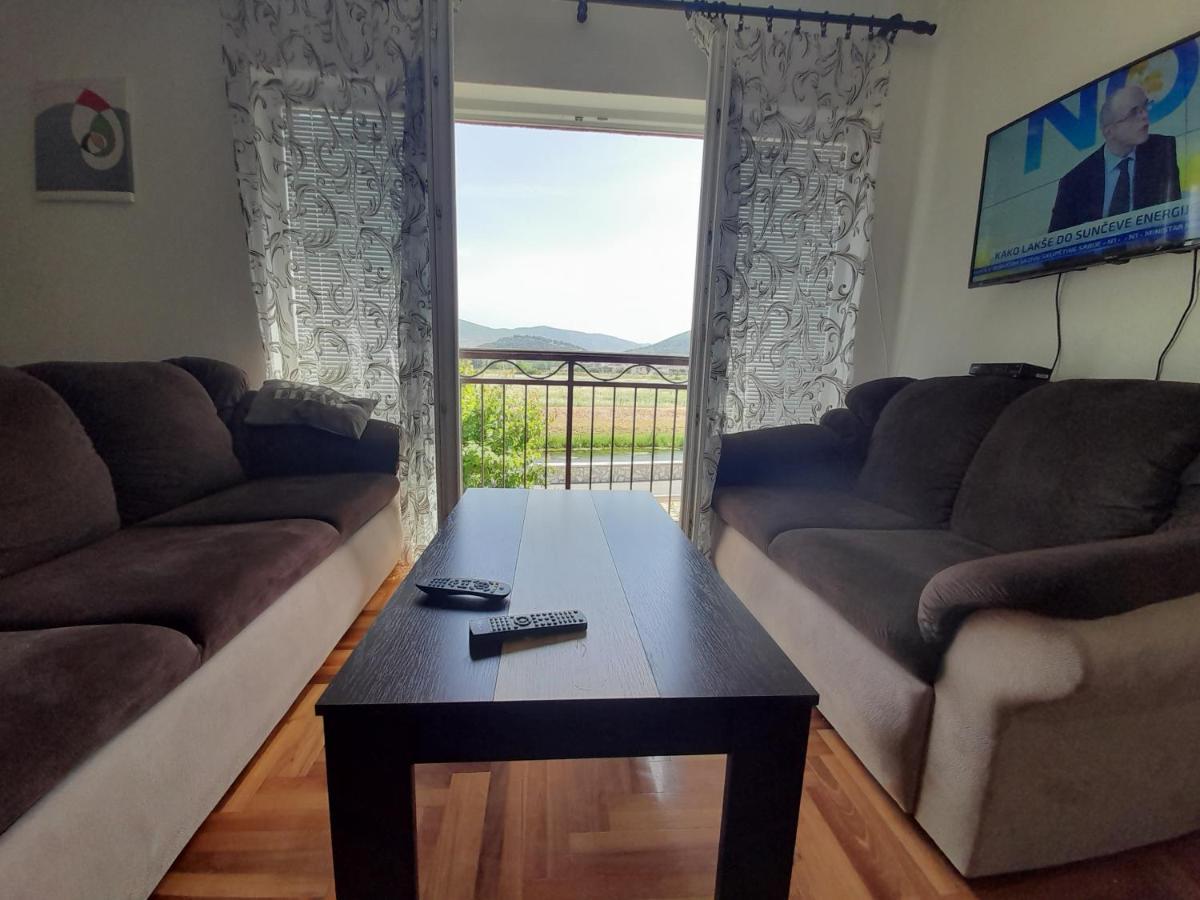 Apartman Boki Требинье Экстерьер фото