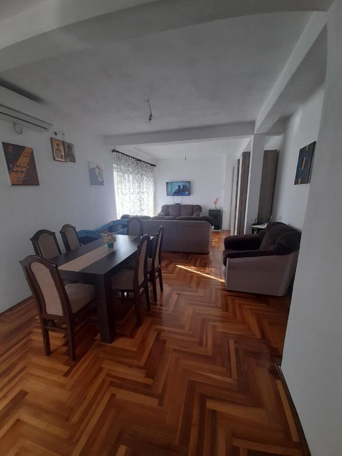 Apartman Boki Требинье Экстерьер фото