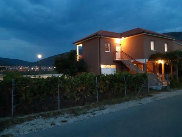 Apartman Boki Требинье Экстерьер фото